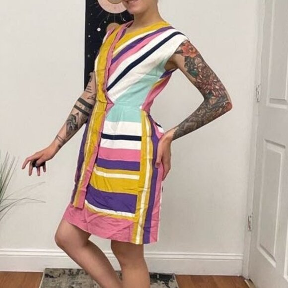 Slate & Willow Combo Striped Faux Wrap Dress Cap Sleeve Size 8 Pink/Yellow - Picture 10 of 16